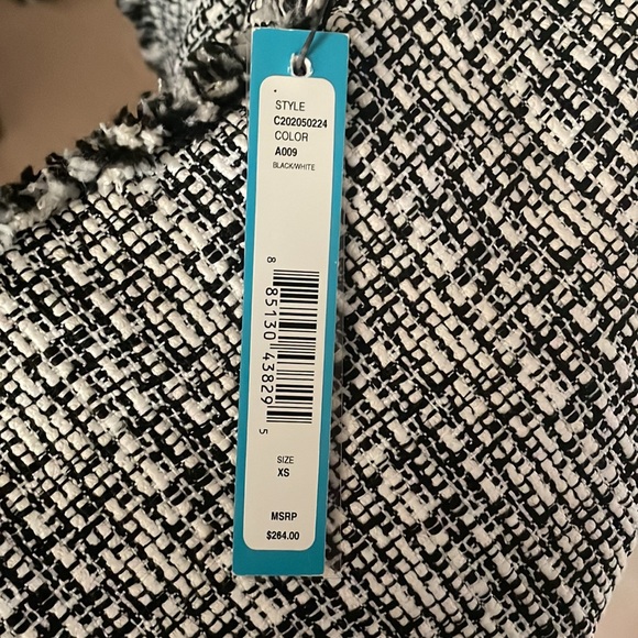 Never been used top. - Picture 2 of 2